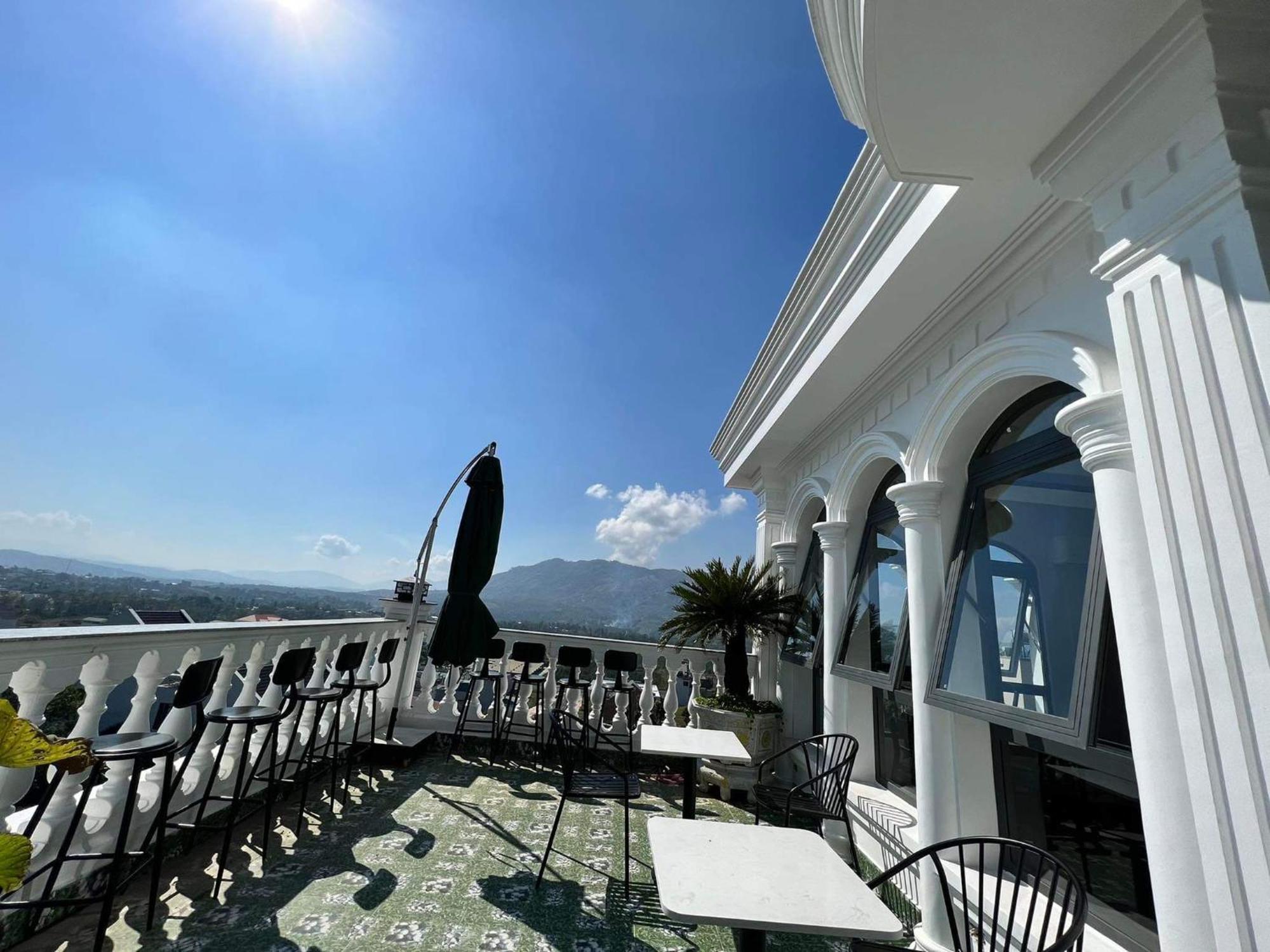 Hotel Hoa NáNg Бао Лок Екстериор снимка